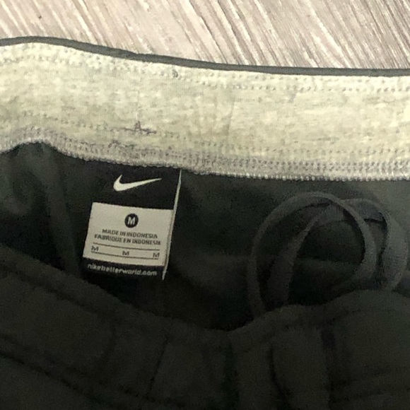 Nike - Men’s Sweatpants - M - Picture 6 of 6